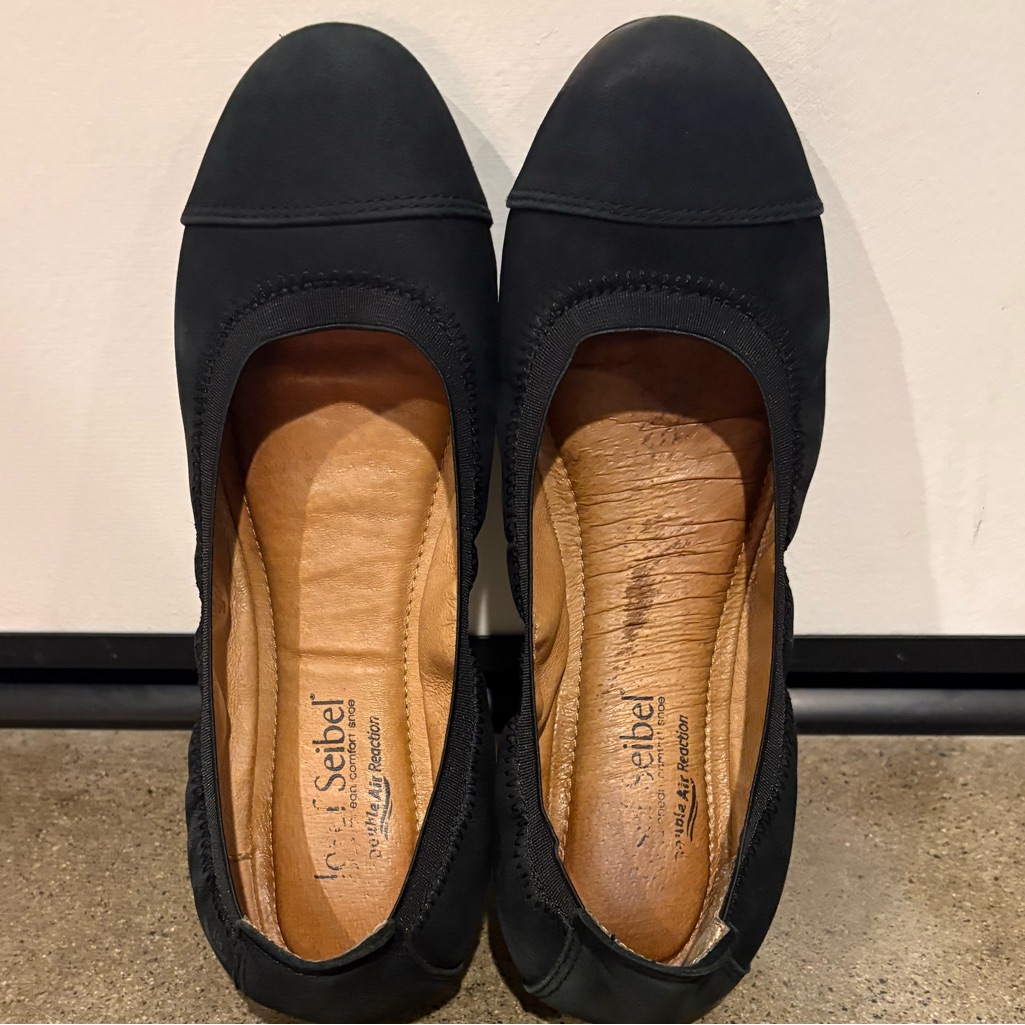 Pippa 07 Ballet Flats From The German Footwear Brand Josef Seibel Size 38